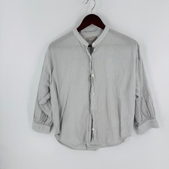 Everlane - Picture 1 of 5